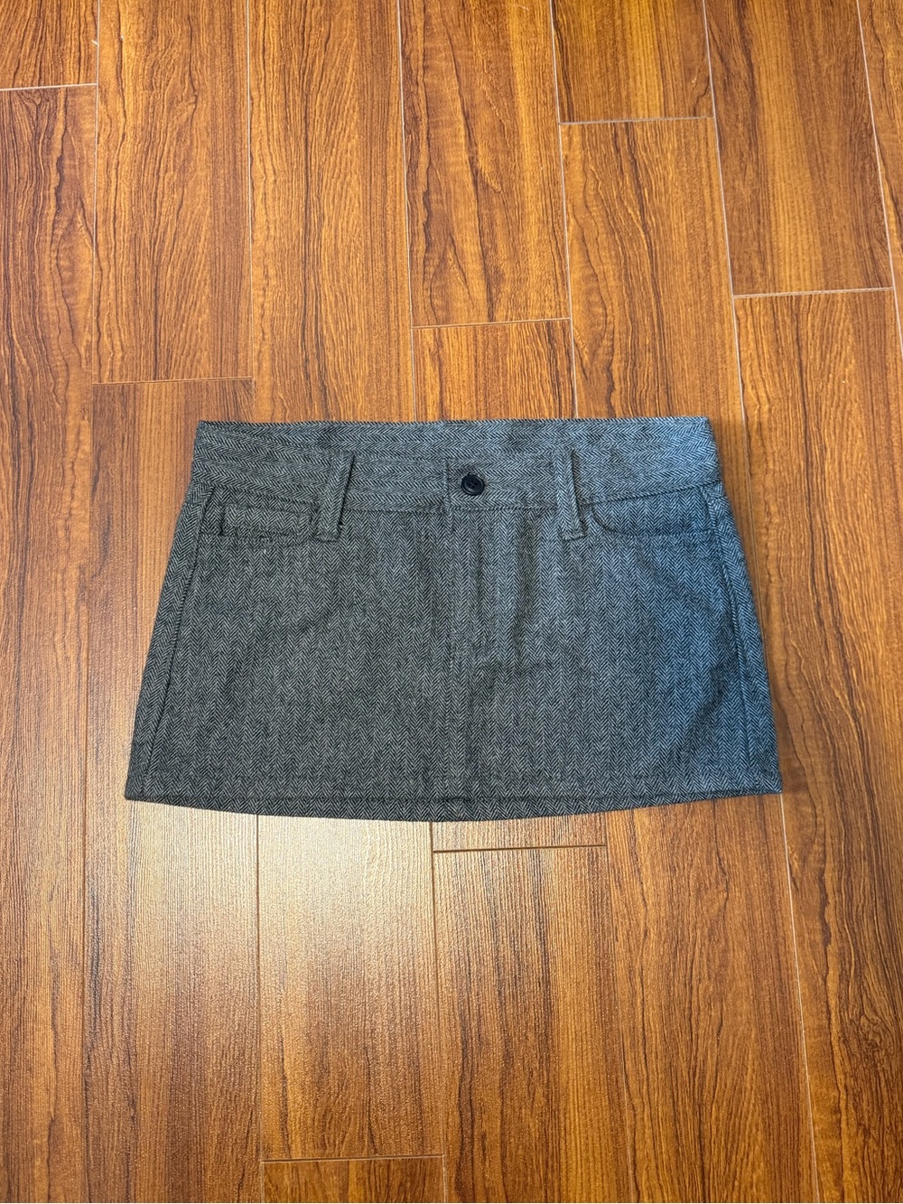 Brandy Melville mini skirt